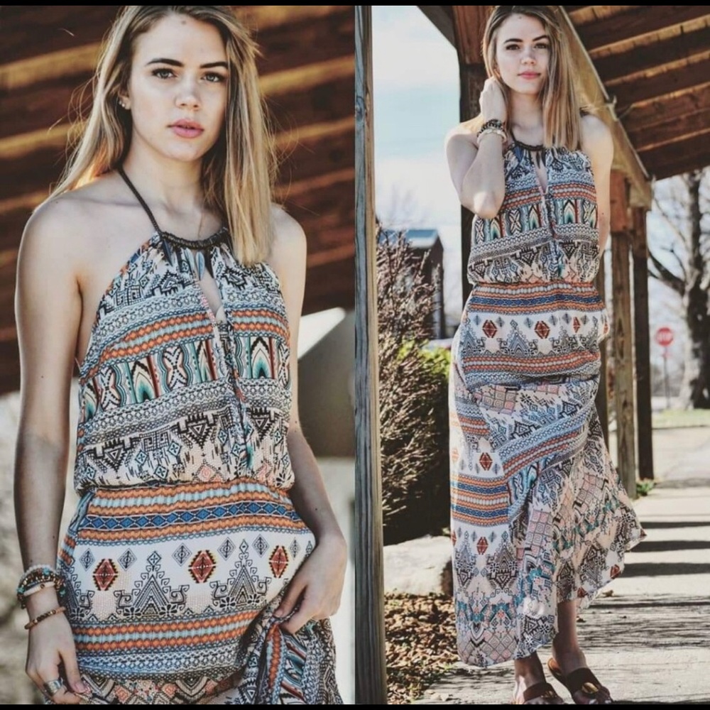 💥💋🎉Gorgeous Aztec Halter Maxi 💋❤️🌸